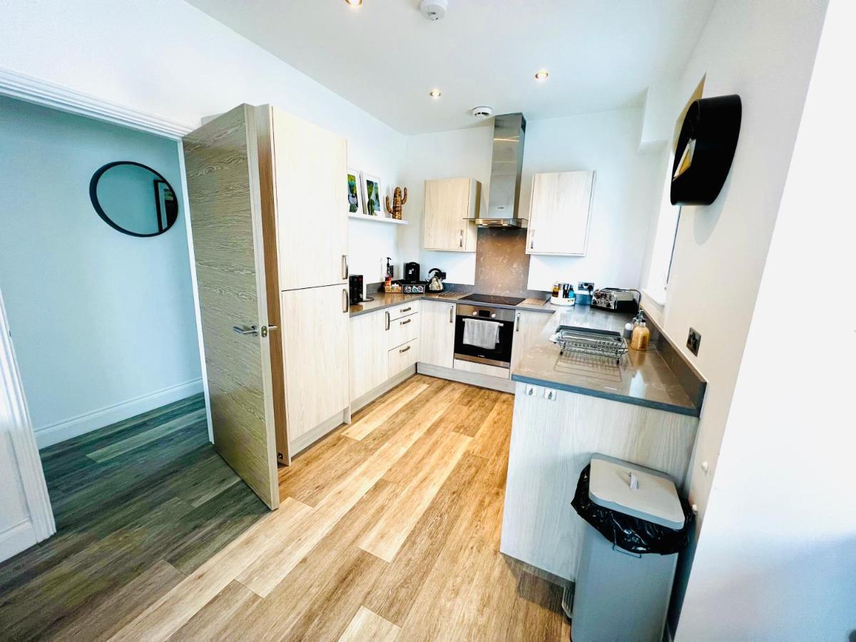 Appartamento The Penthouse Margate, Balconies, Sea View, Gated Parking, Air Con! Esterno foto